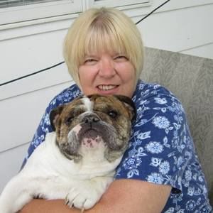 Meet your Posher, Connie